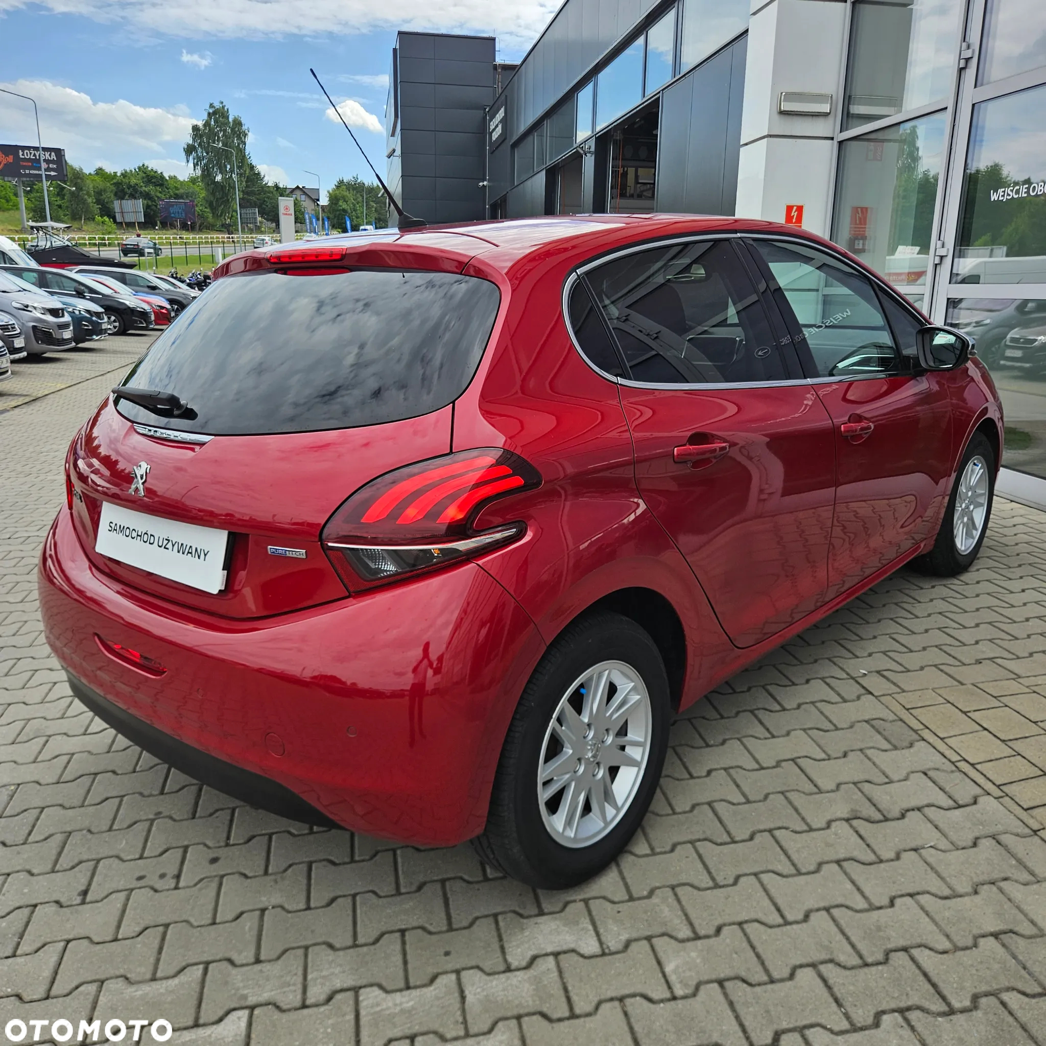 Peugeot 208 1.2 PureTech Allure - 5