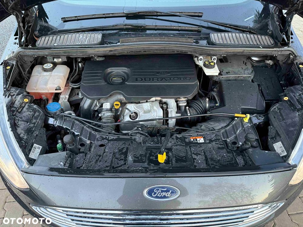 Ford Grand C-MAX - 28