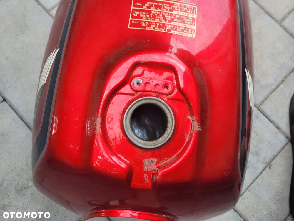 Bak, zbiornik paliwa Honda VT 500E - 13