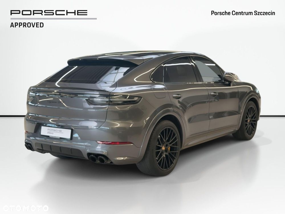 Porsche Cayenne - 6