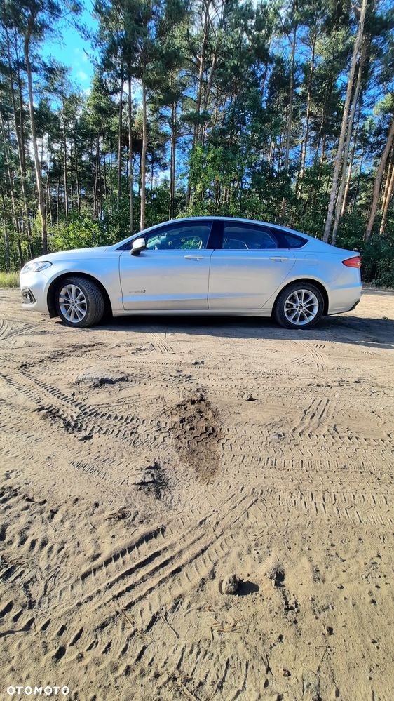 Ford Fusion - 3