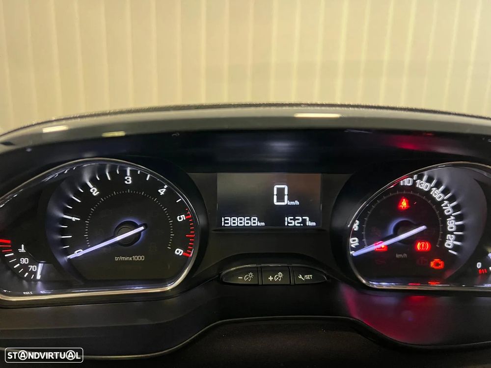 Peugeot 2008 1.4 HDi Active - 2