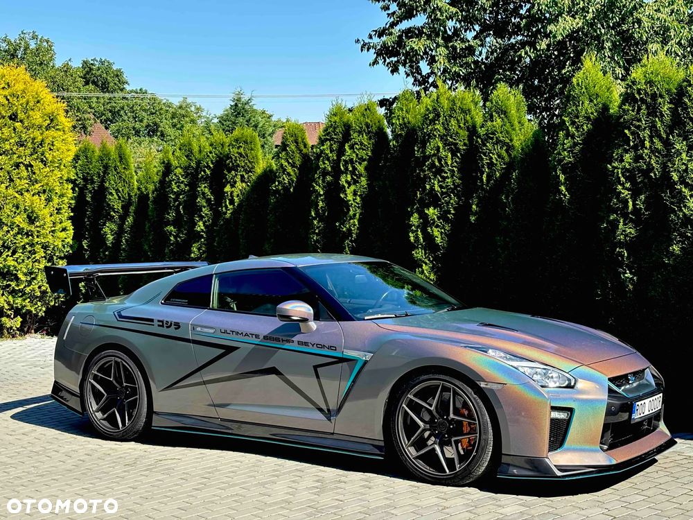 Nissan GT-R Prestige - 5