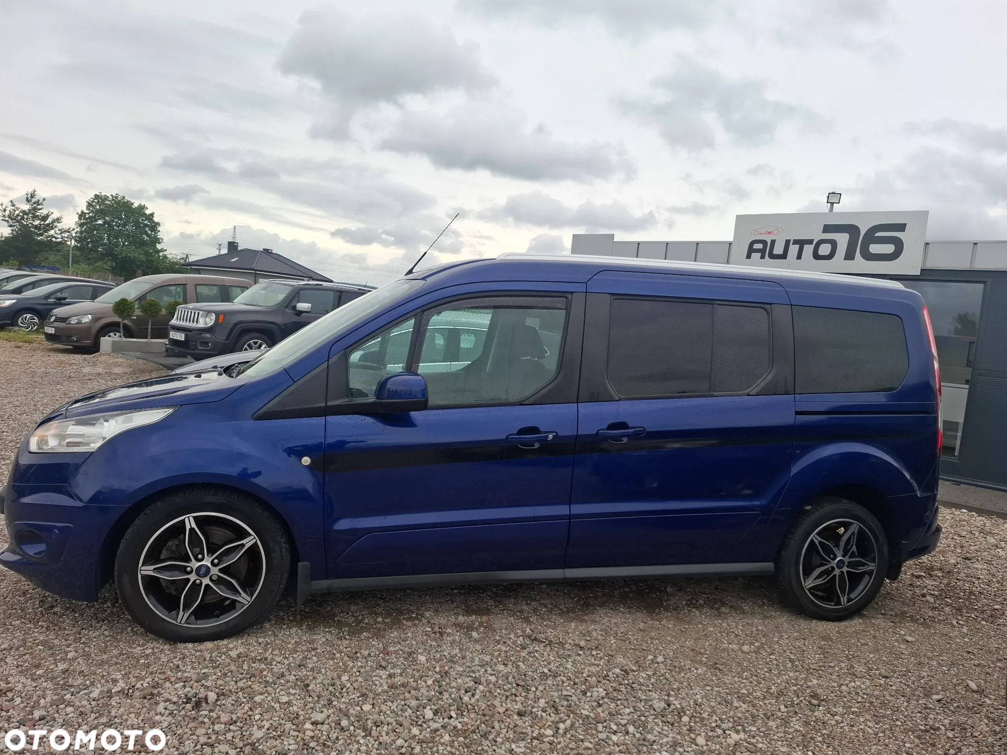 Ford Tourneo Connect Grand - 5