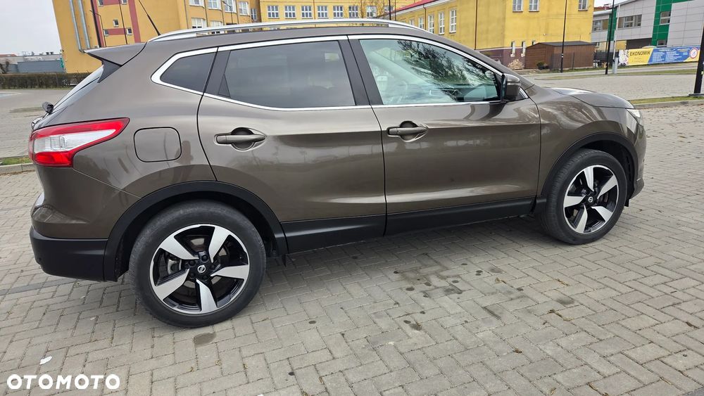 Nissan Qashqai 1.2 DIG-T N-Connecta EU6 - 6