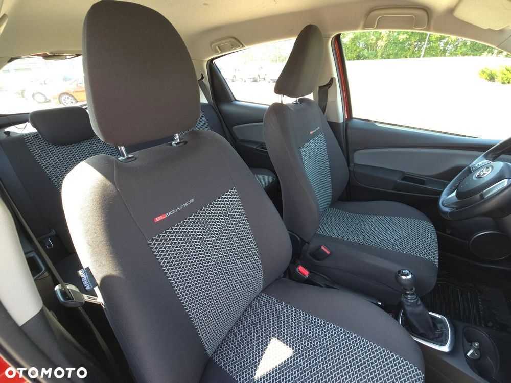 Toyota Yaris 1.33 Premium - 17