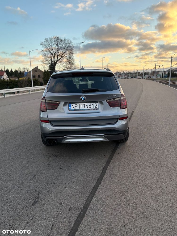 BMW X3 xDrive28i xLine - 4