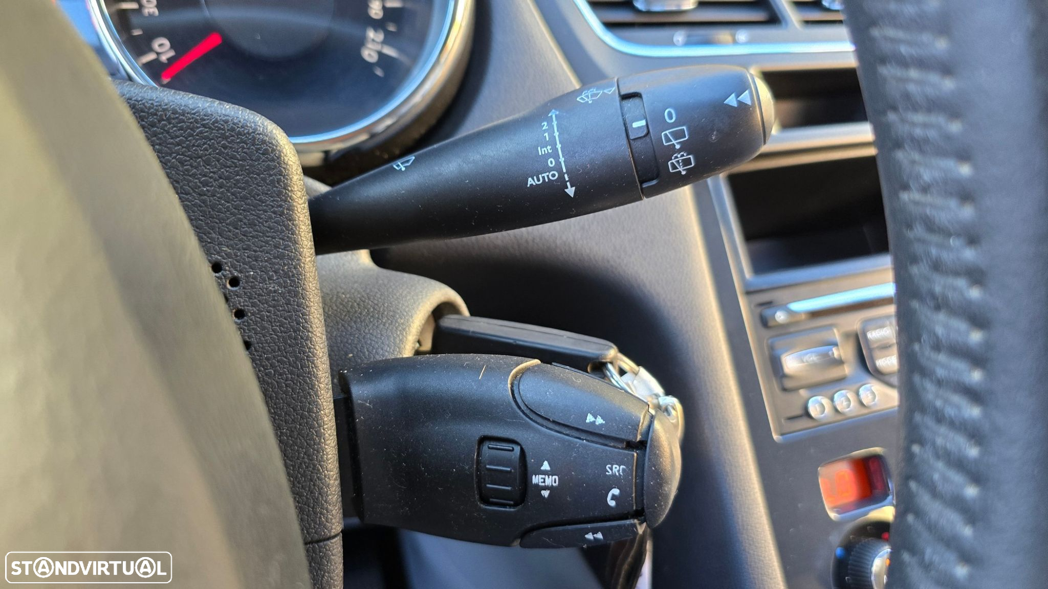 Peugeot 5008 1.6 HDi Executive JLL17 - 14