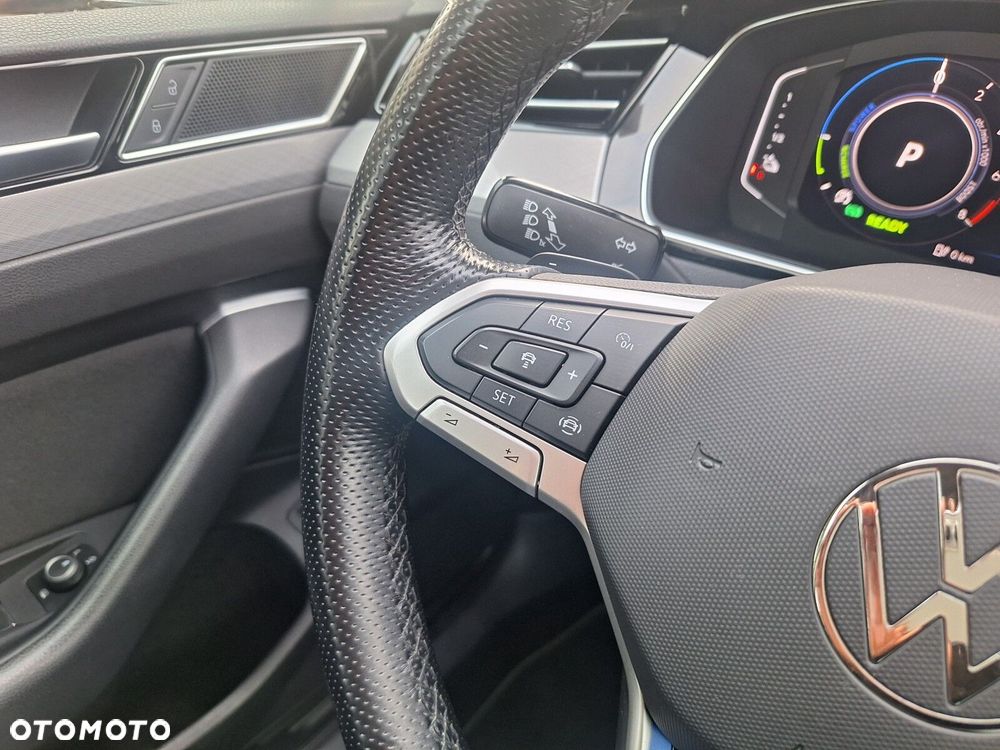 Volkswagen Passat Variant 1.4 TSI Plug-In Hybrid GTE DSG - 19