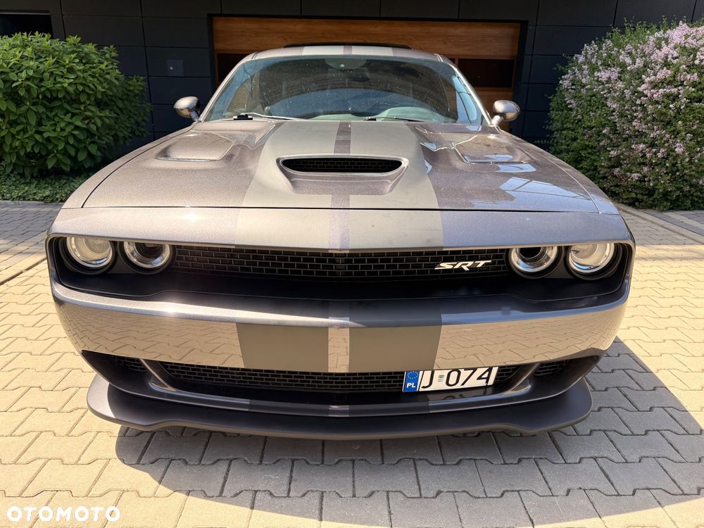 Dodge Challenger - 6