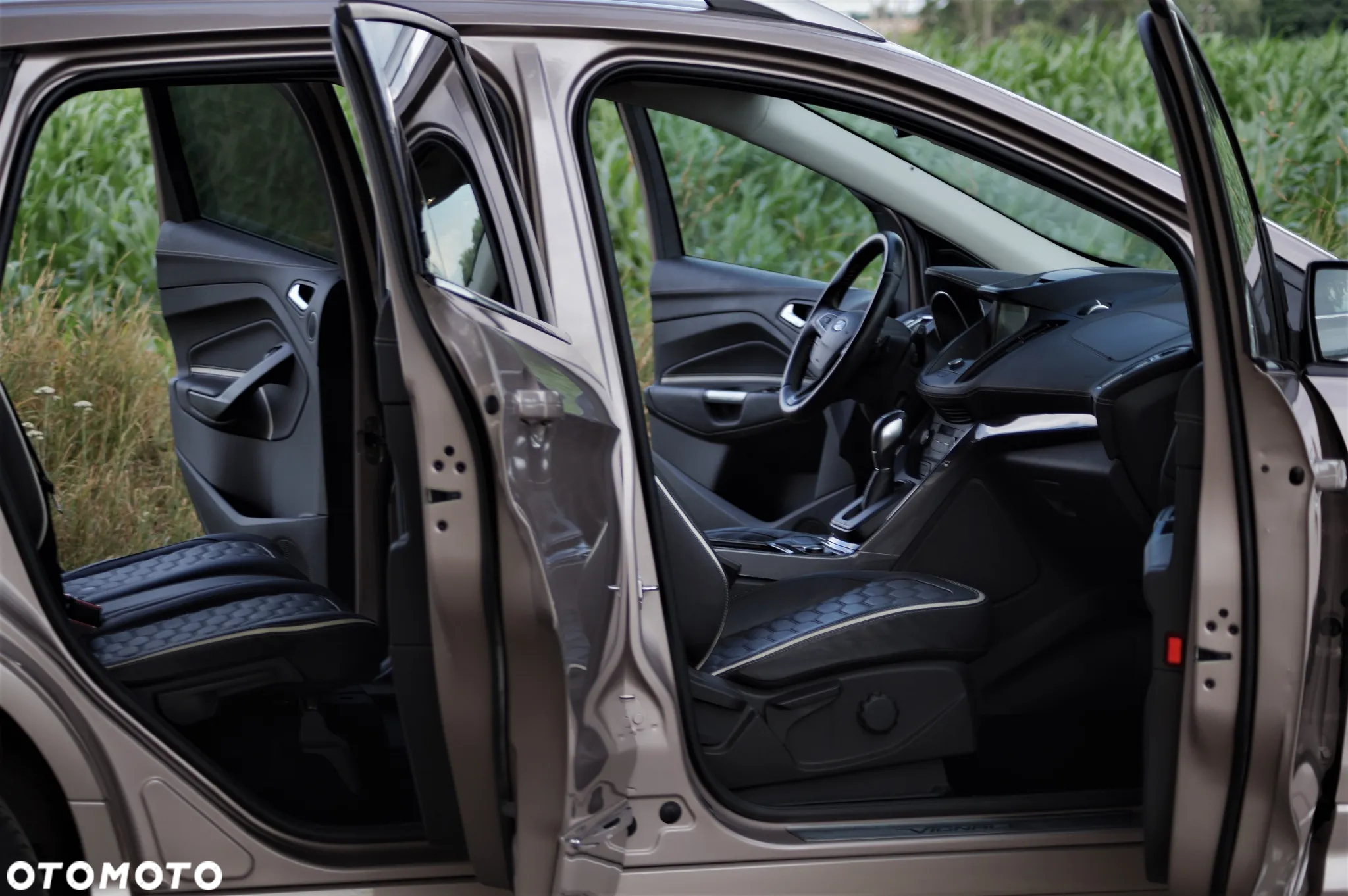Ford Kuga - 30