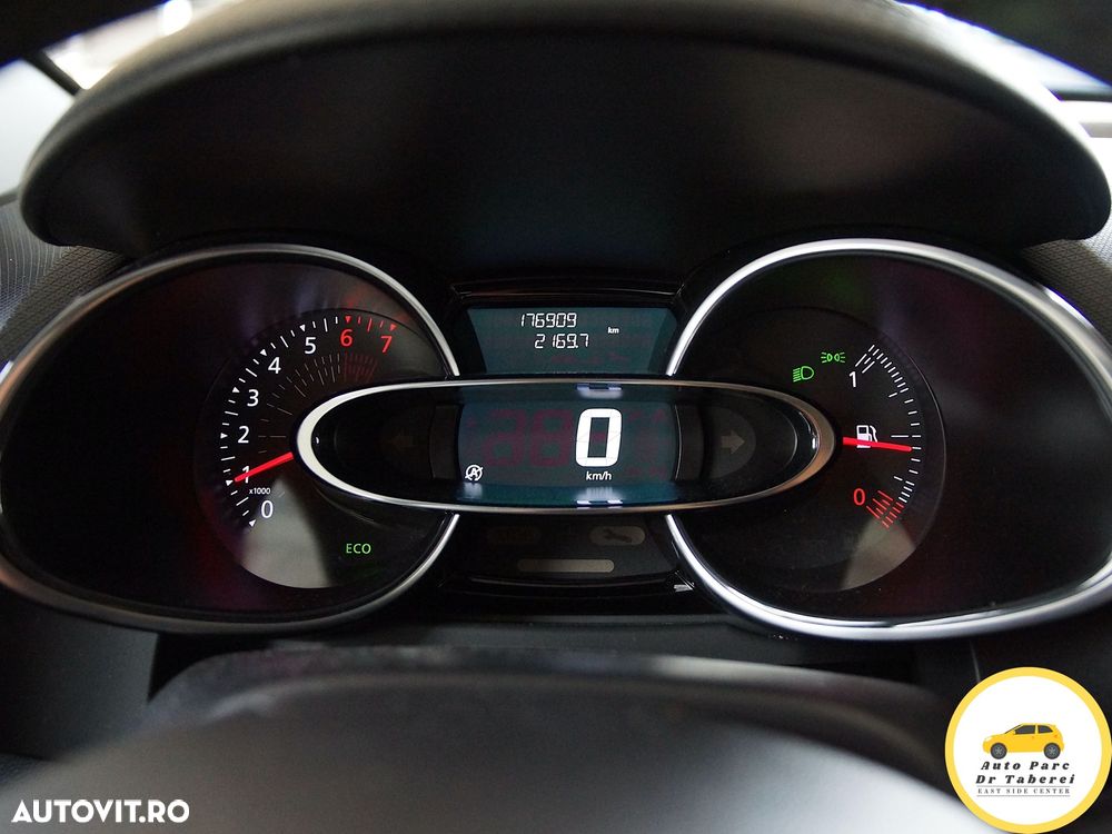 Renault Clio ENERGY TCe 90 Start & Stop LIMITED 2018 - 32