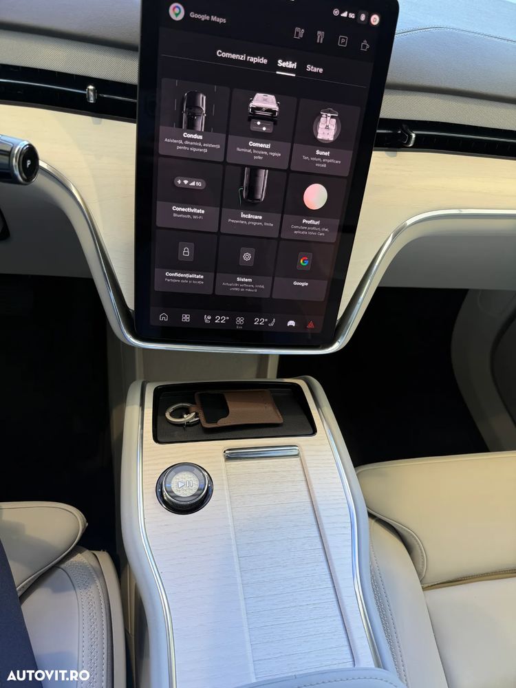 Volvo EX90 - 21