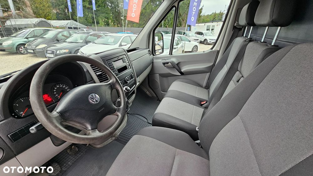 Volkswagen Crafter - 13