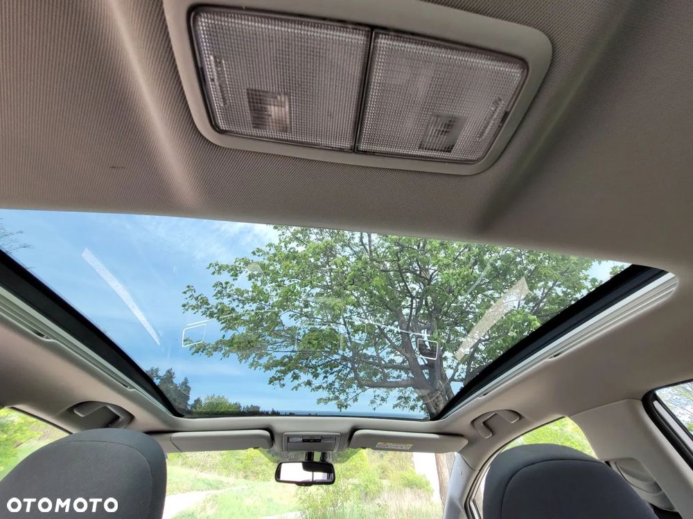 Toyota Verso 1.6 Premium - 8