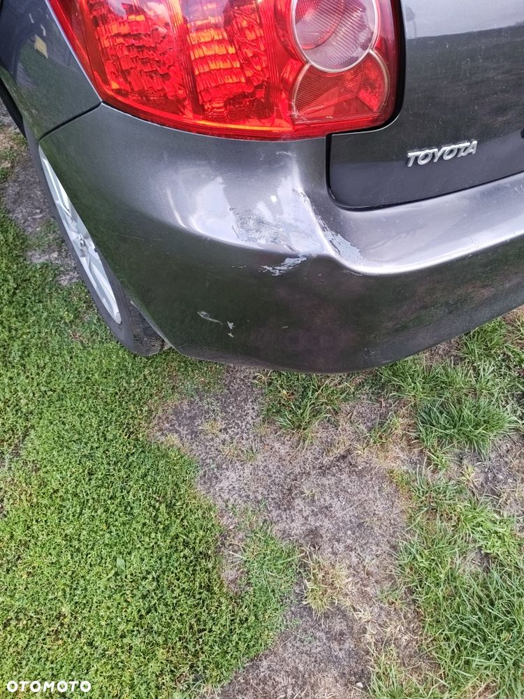 Toyota Auris - 4