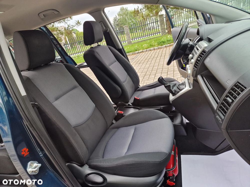 Mazda 5 - 30