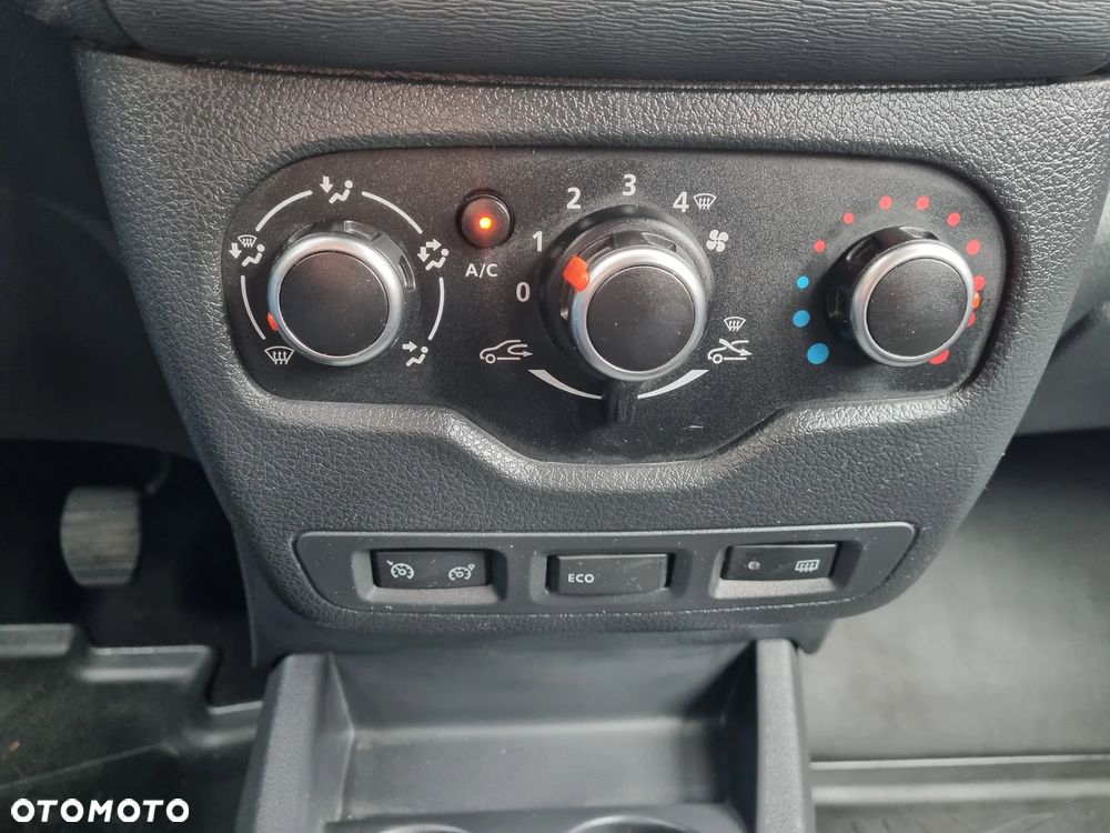 Dacia Lodgy 1.6 SCe Laureate S&S - 14