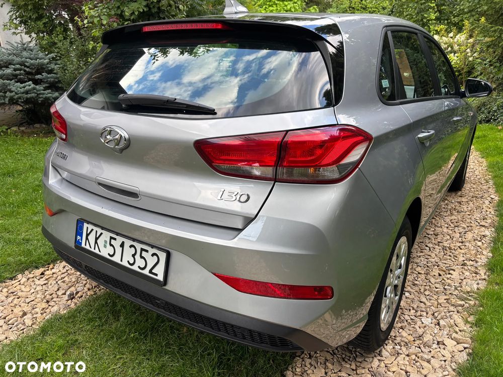 Hyundai i30 1.5 DPI Modern - 12