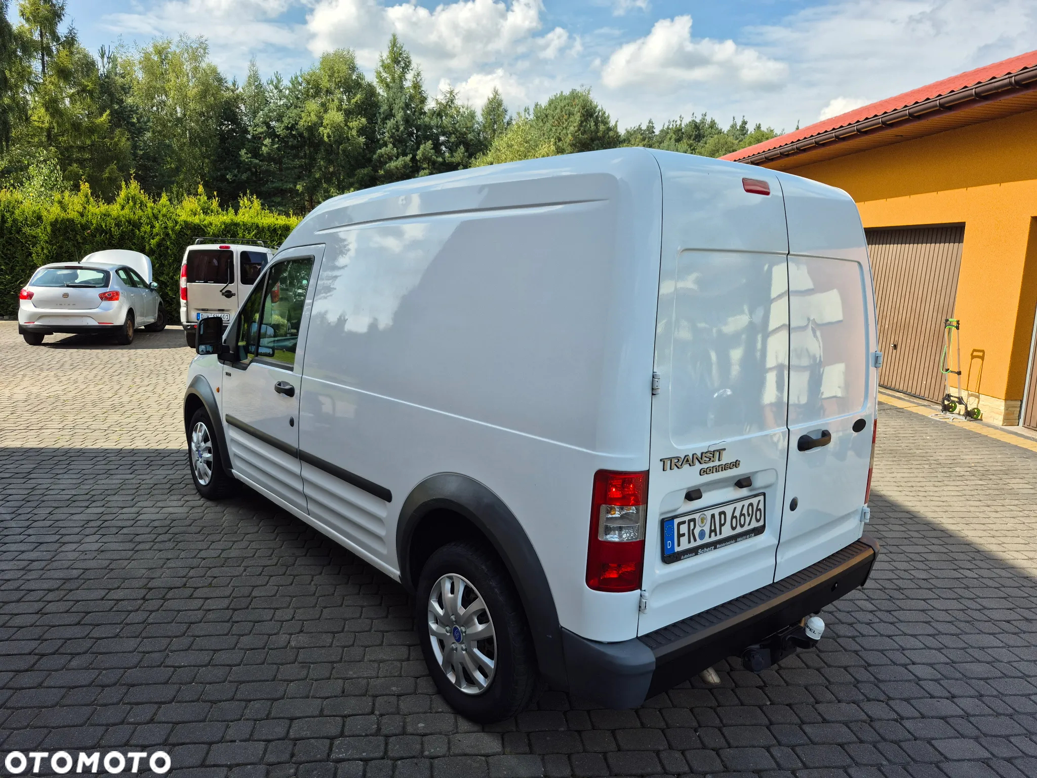 Ford Transit Connect - 12