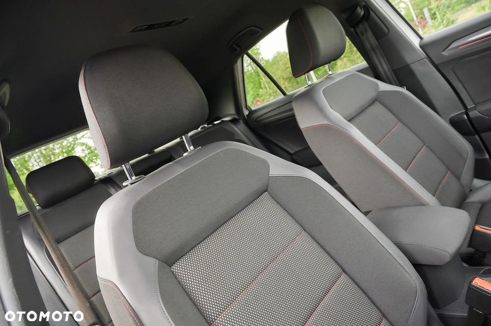 Volkswagen T-Roc 1.5 TSI OPF R-Line - 26