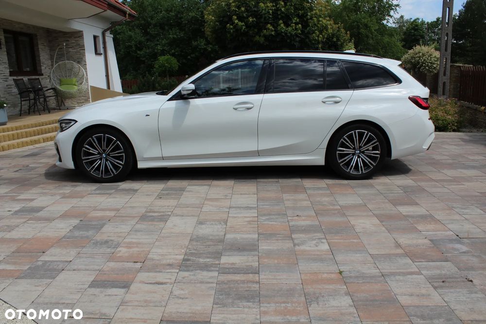 BMW Seria 3 320i M Sport - 3