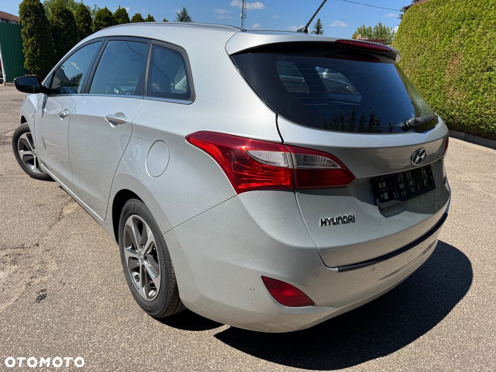 Hyundai i30 blue 1.4 YES Gold - 7