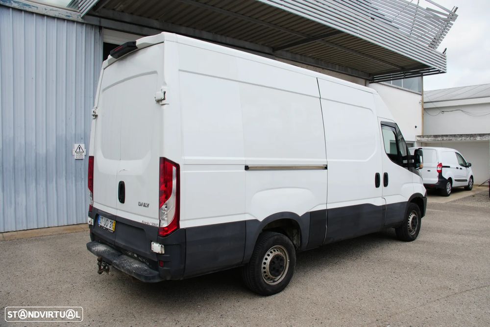 Iveco Daily 35-140 2.3td 140cv - 4