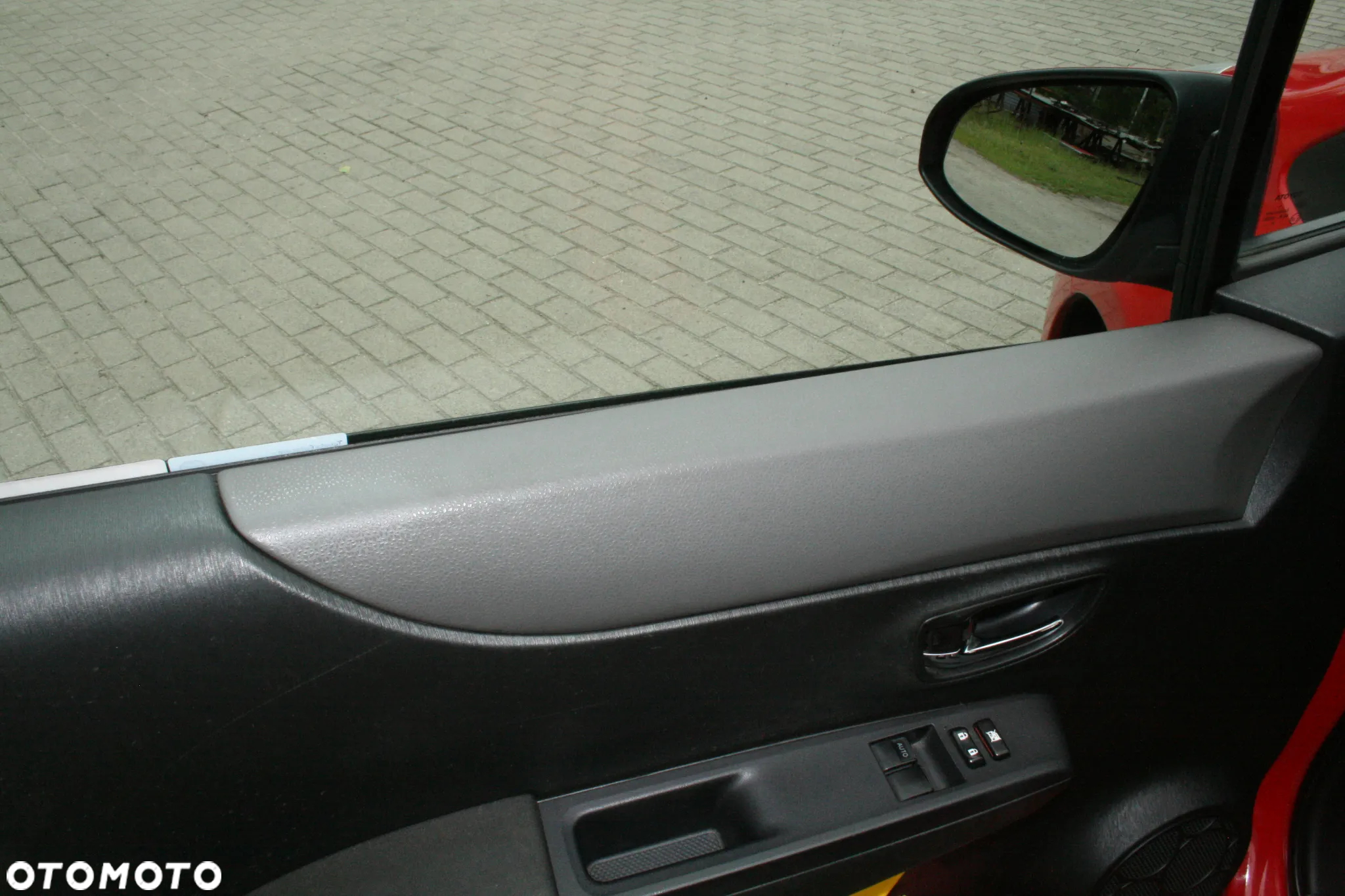 Toyota Yaris 1.0 Active - 7