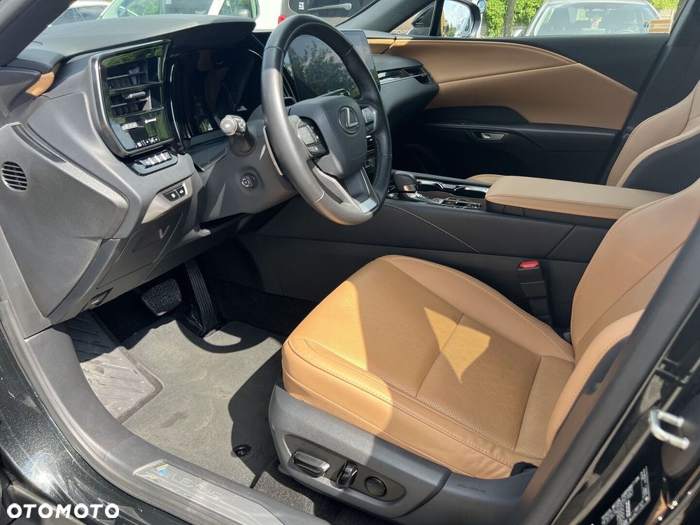 Lexus RX - 14
