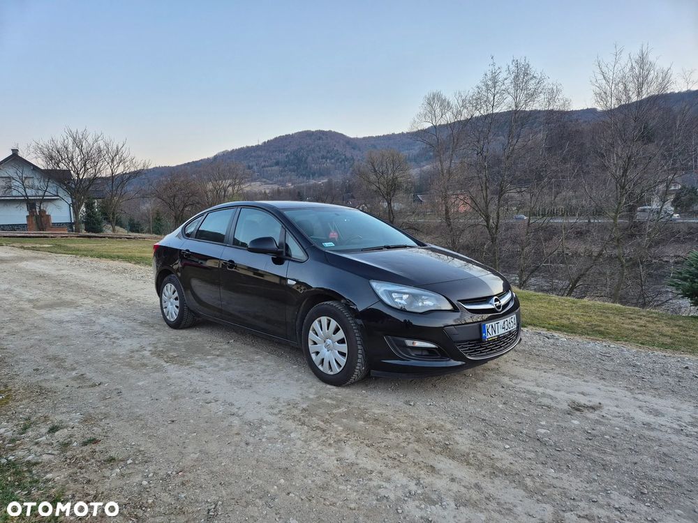 Opel Astra 1.4 T Active - 4