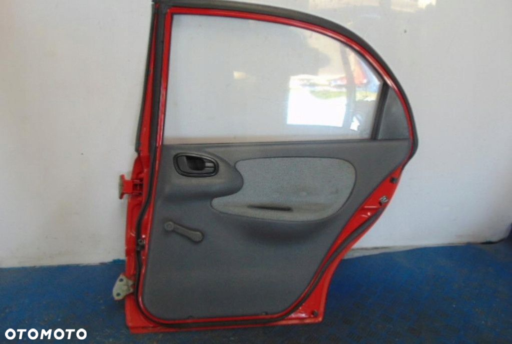 DAEWOO LANOS DRZWI KOMPLETNE PRAWE TYŁ STAN WIDOCZNY NA ZDJĘCIU - 4