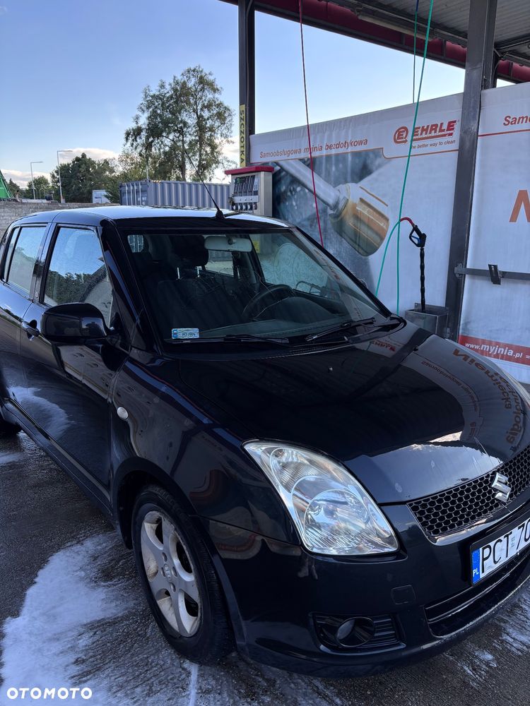 Suzuki Swift - 2