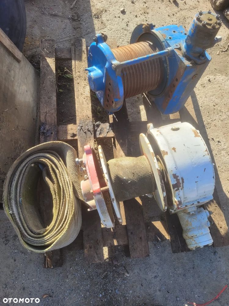Wciągarka hydrauliczna o dużym uciągu - 1