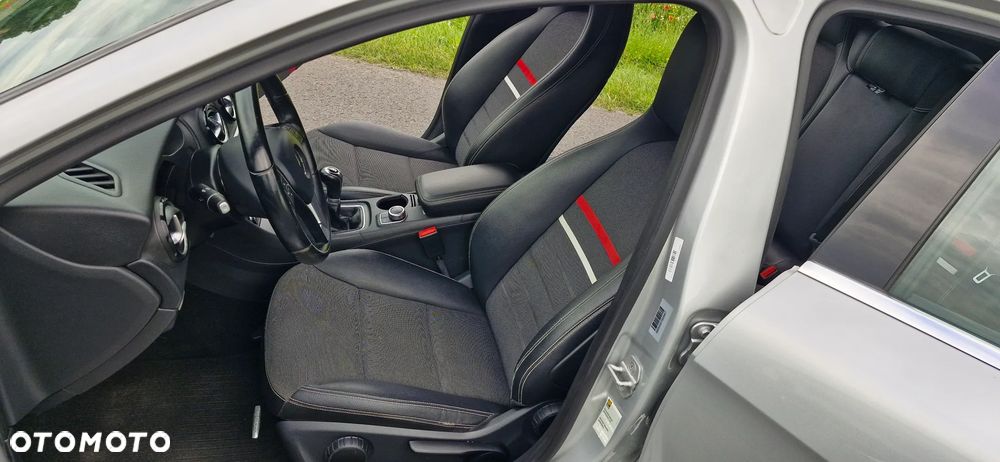 Mercedes-Benz Klasa A 180 (BlueEFFICIENCY) Style - 15