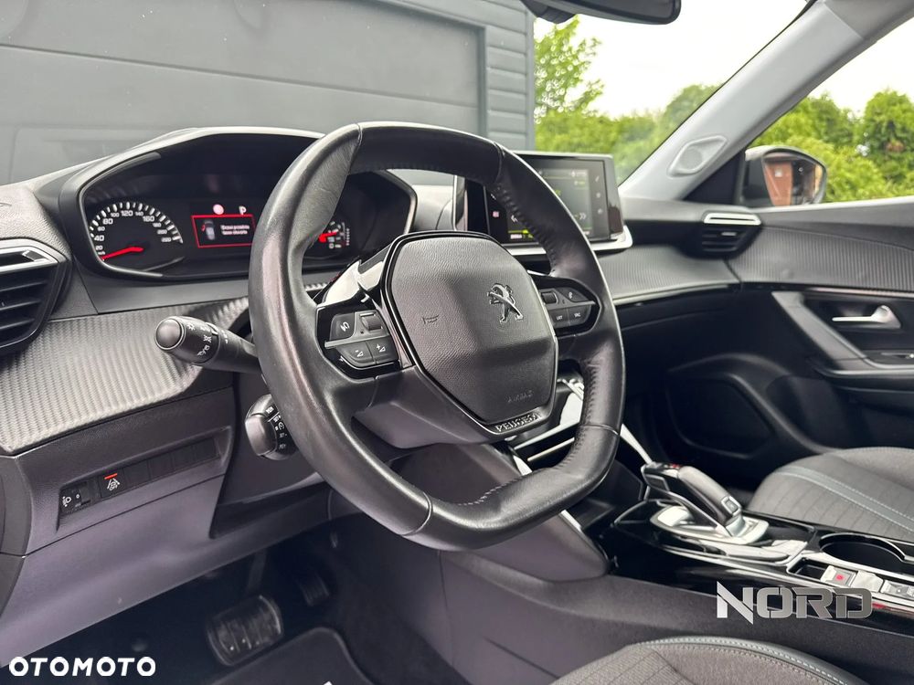 Peugeot 2008 PureTech 130 EAT8 Allure - 14