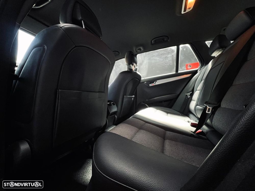 Mercedes-Benz C 250 CDi Avantgarde BlueEfficiency - 32