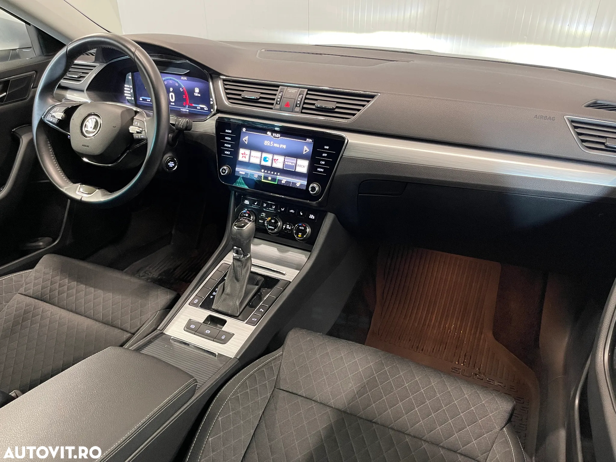 Skoda Superb 1.5 TSI DSG Ambition - 8