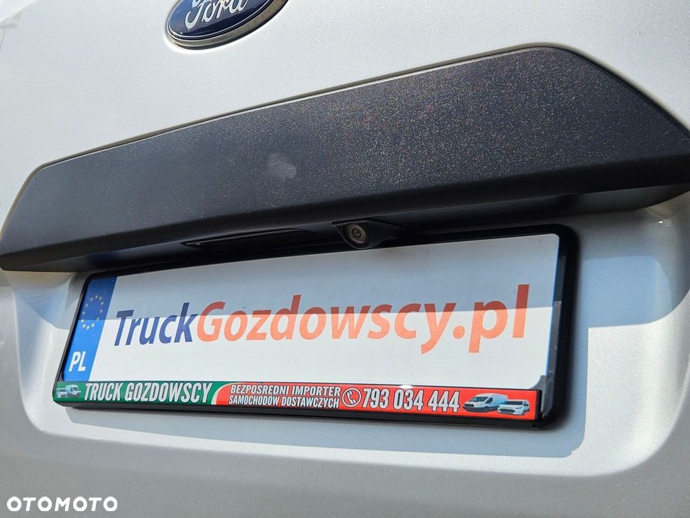 Ford Transit Connect - 16