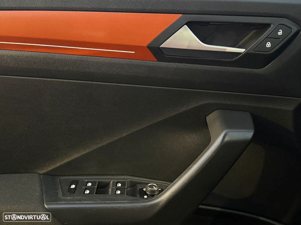 VW T-Roc 1.5 TSI OPF DSG Move - 29