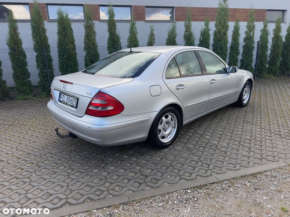 Mercedes-Benz Klasa E 200 CDI Classic - 7