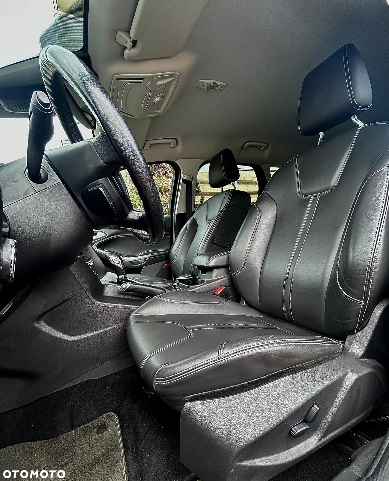 Ford Focus 2.0 TDCi Titanium ASS PowerShift - 5