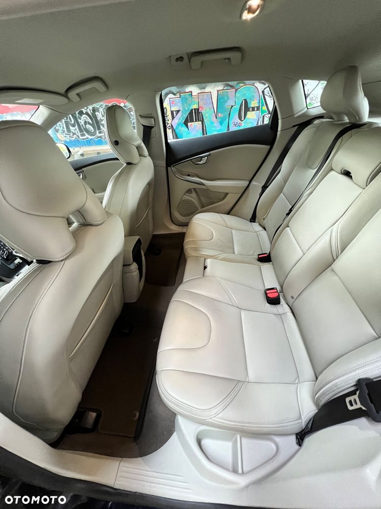 Volvo V40 Cross Country T5 Summum - 6