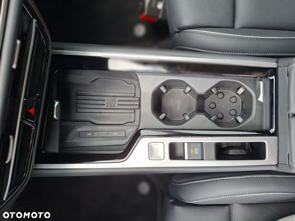 Volkswagen Passat - 36