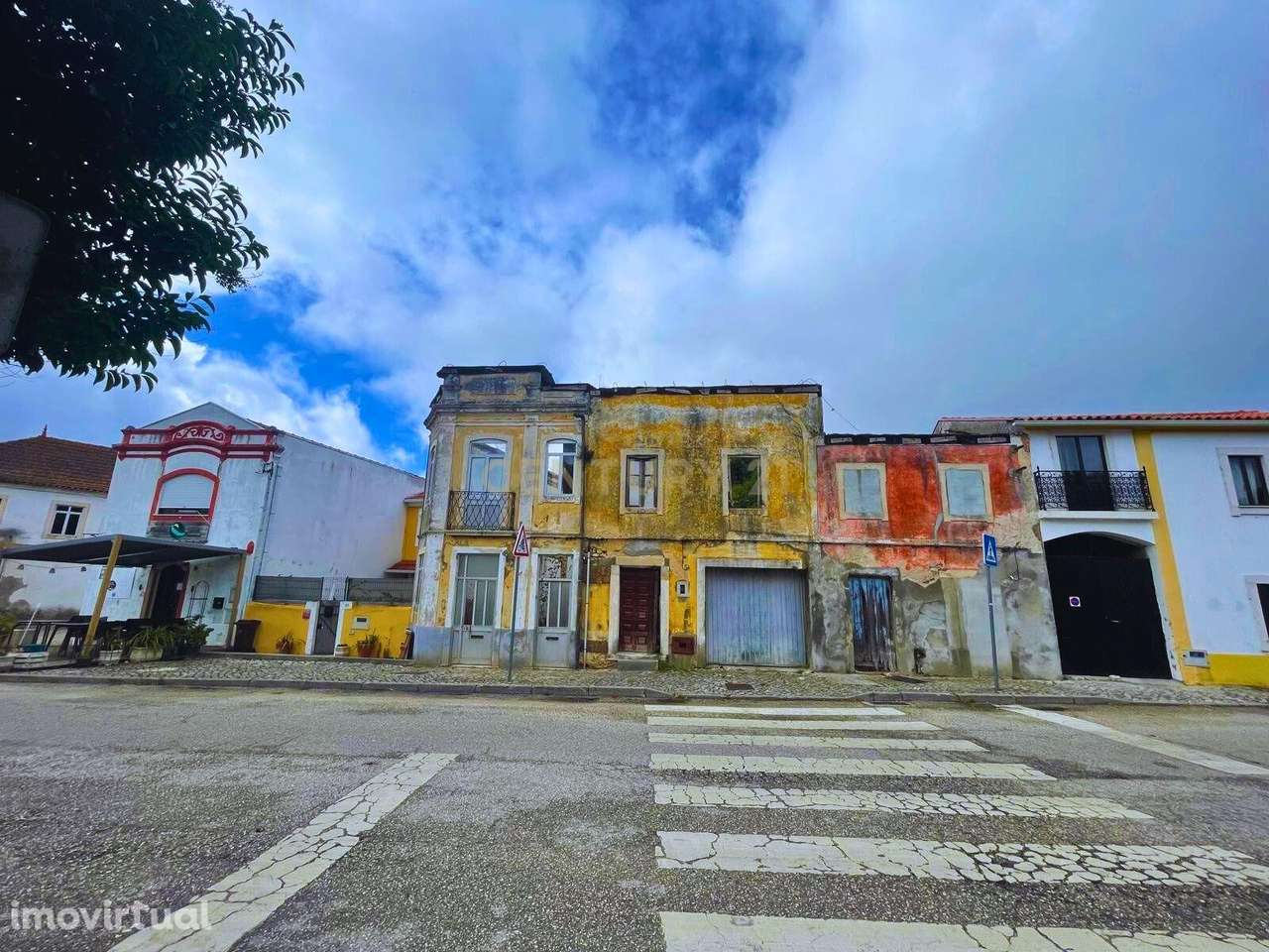 Moradias para reconstrução total no Casal Novo do Rio | Montemor-o-Vel - Grande imagem: 3/12