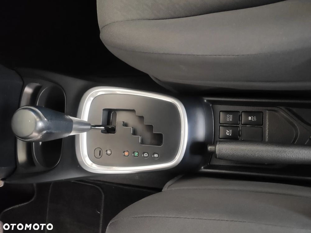 Toyota Yaris Hybrid 1.5 VVT-i Life - 22