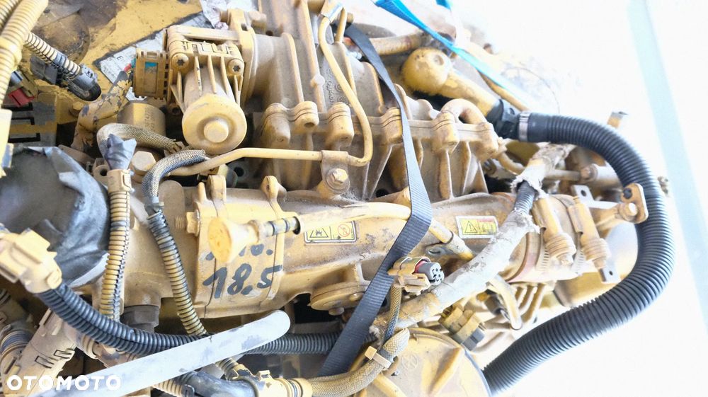 Pompa wody oryginał do silnika Caterpillar C 6.6 Perkins 1106 wszystkie inne części do tego silnika - 2