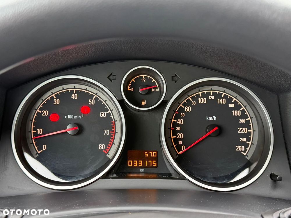 Opel Astra 1.4 Comfort / Cool - 28