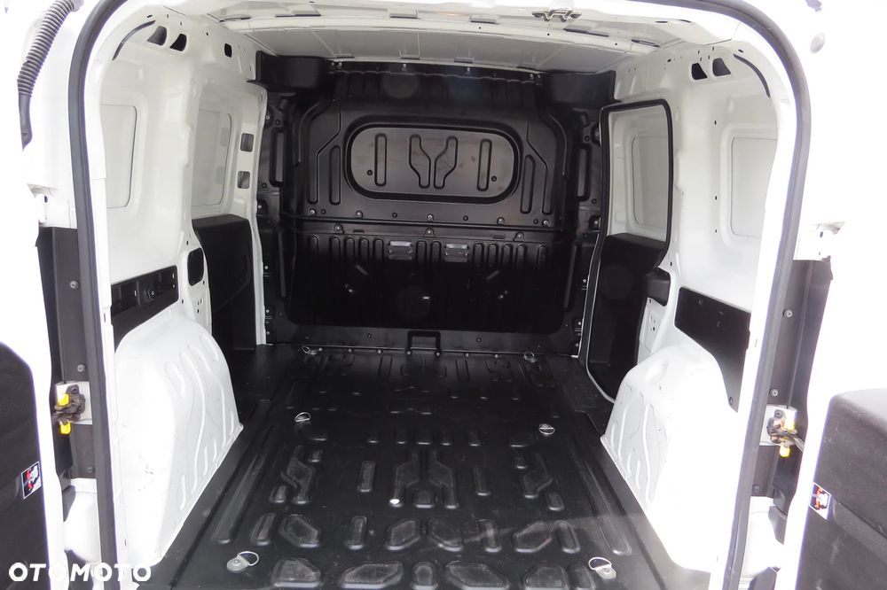 Fiat DOBLO 1.6MultiJet 105KM - 11