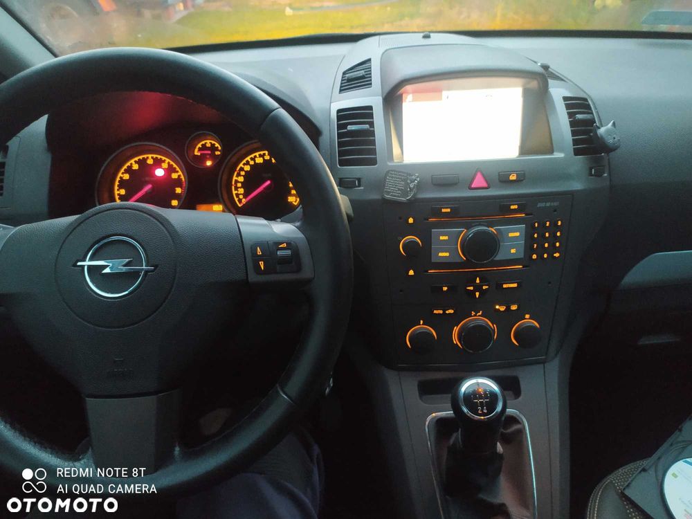 Opel Zafira - 4